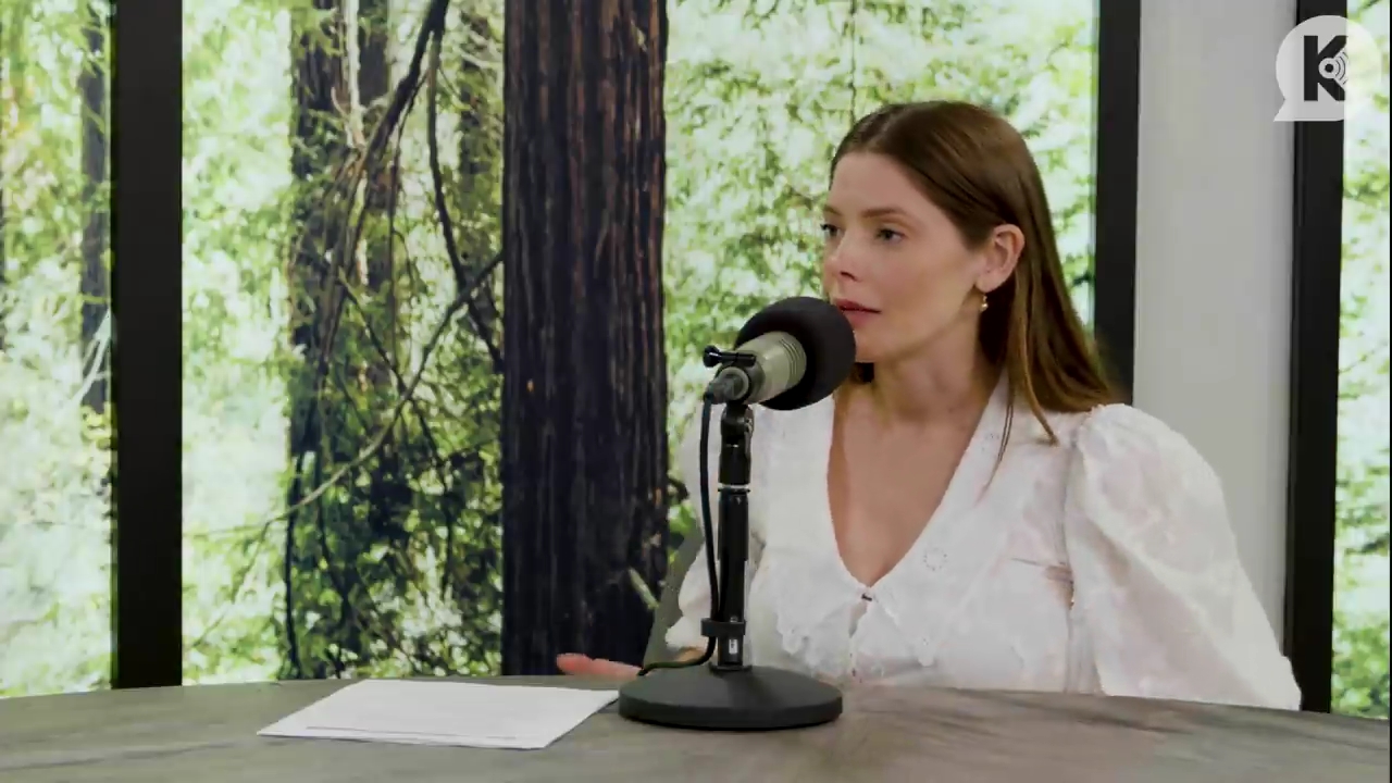 Ashley-Greene-dot-nl_TheTwilightEffect-Aflevering12MichaelWelch2558.jpg