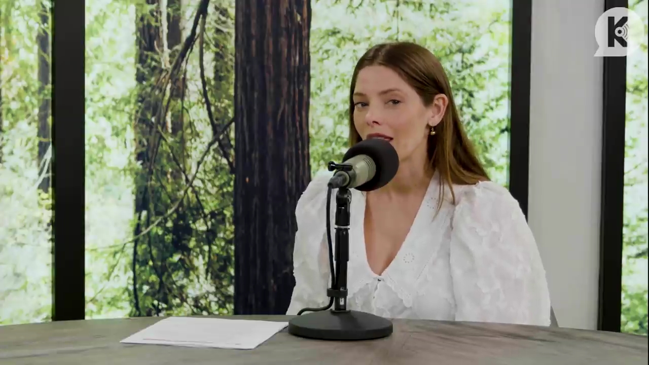 Ashley-Greene-dot-nl_TheTwilightEffect-Aflevering12MichaelWelch2564.jpg Ashley-Greene-dot-nl_TheTwilightEffect-Aflevering12MichaelWelch2564.jpg