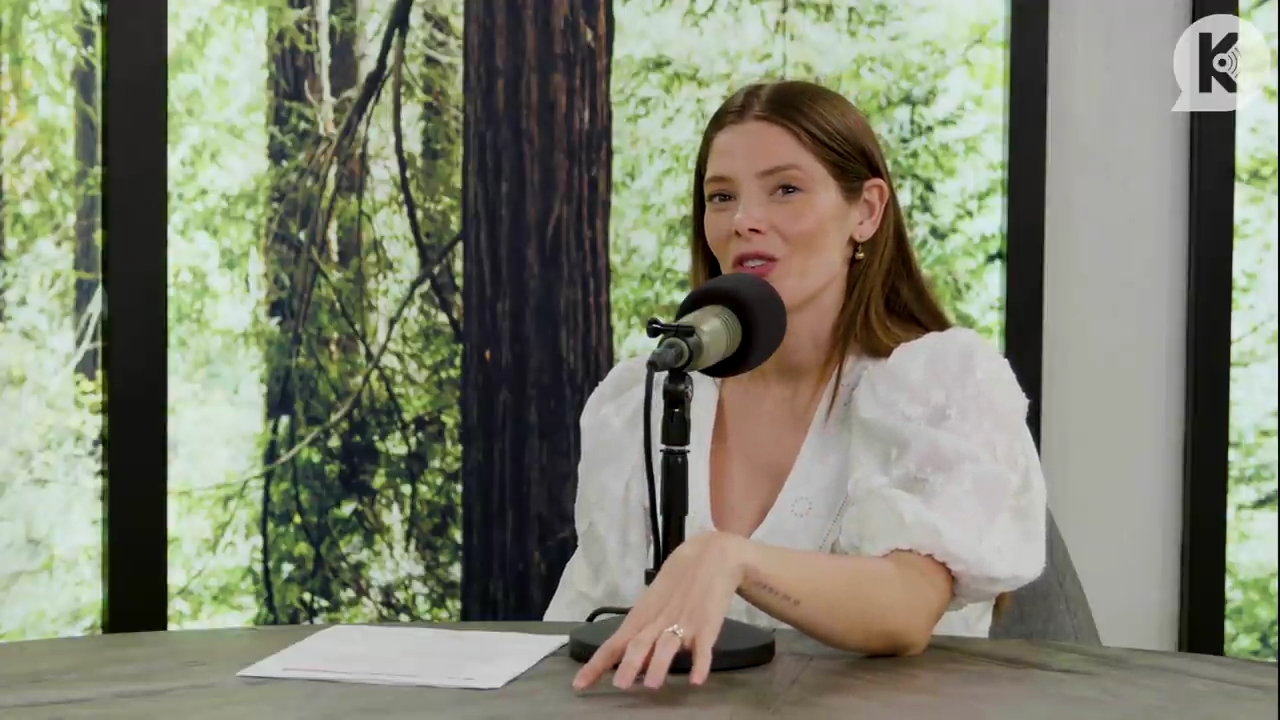 Ashley-Greene-dot-nl_TheTwilightEffect-Aflevering12MichaelWelch2676.jpg