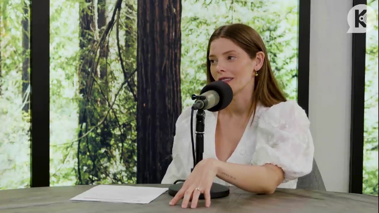 Ashley-Greene-dot-nl_TheTwilightEffect-Aflevering12MichaelWelch2681.jpg