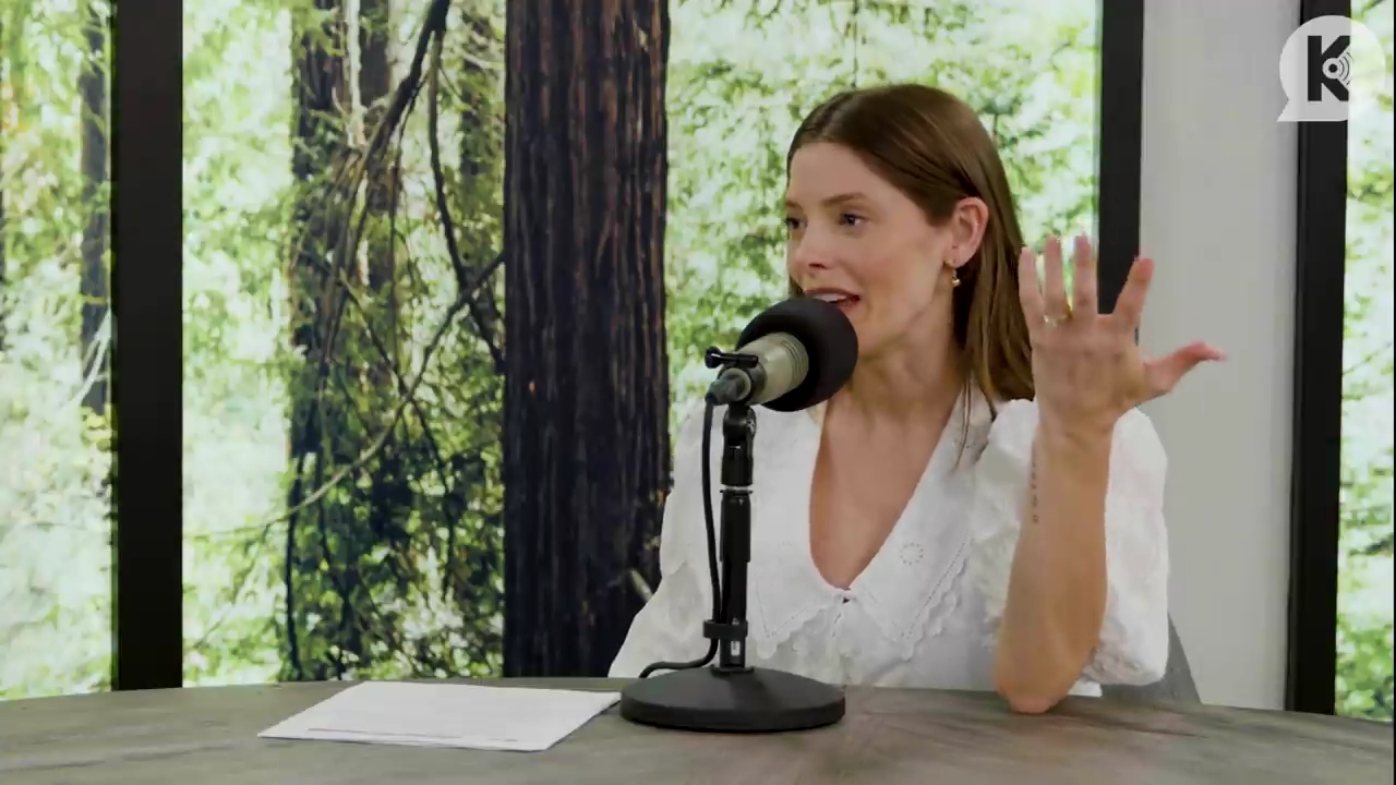 Ashley-Greene-dot-nl_TheTwilightEffect-Aflevering12MichaelWelch2831.jpg