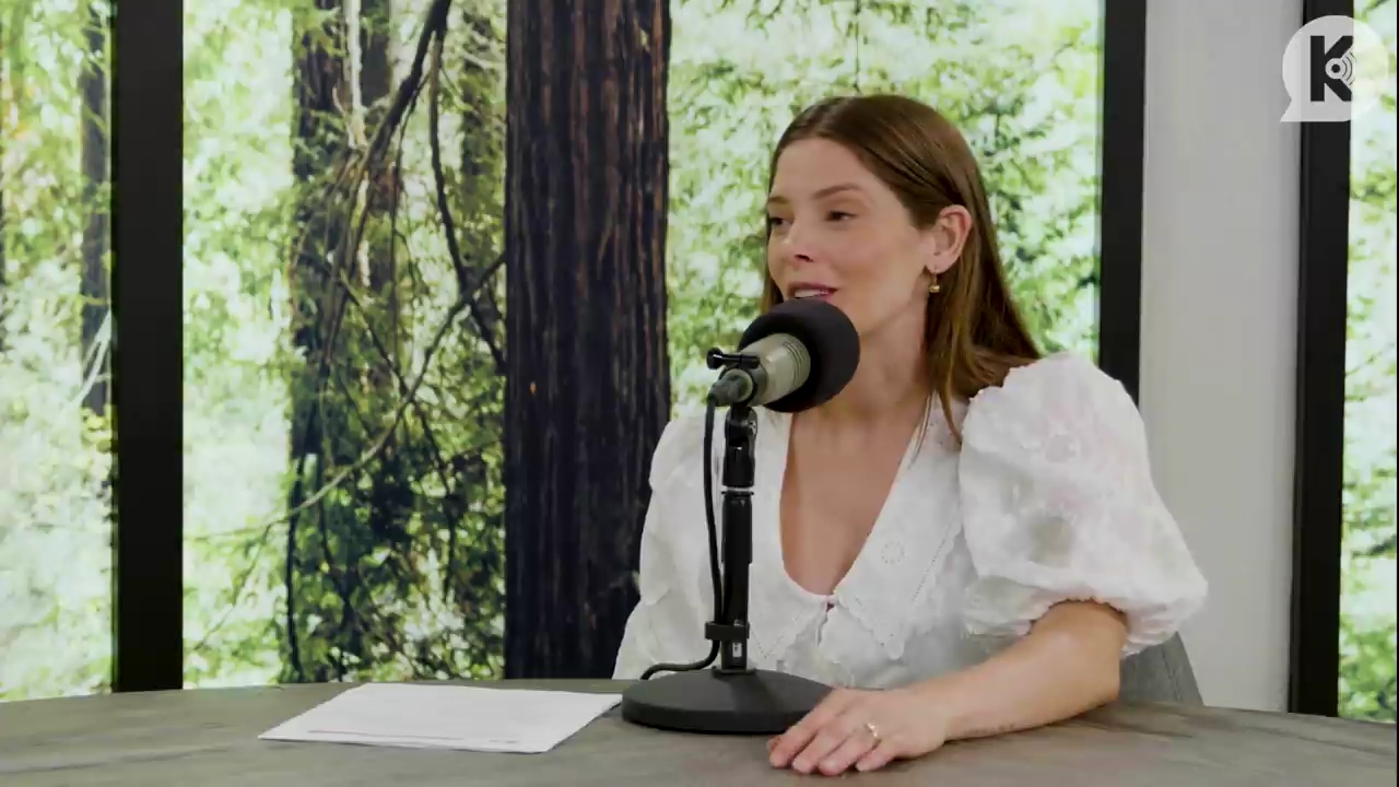 Ashley-Greene-dot-nl_TheTwilightEffect-Aflevering12MichaelWelch2898.jpg