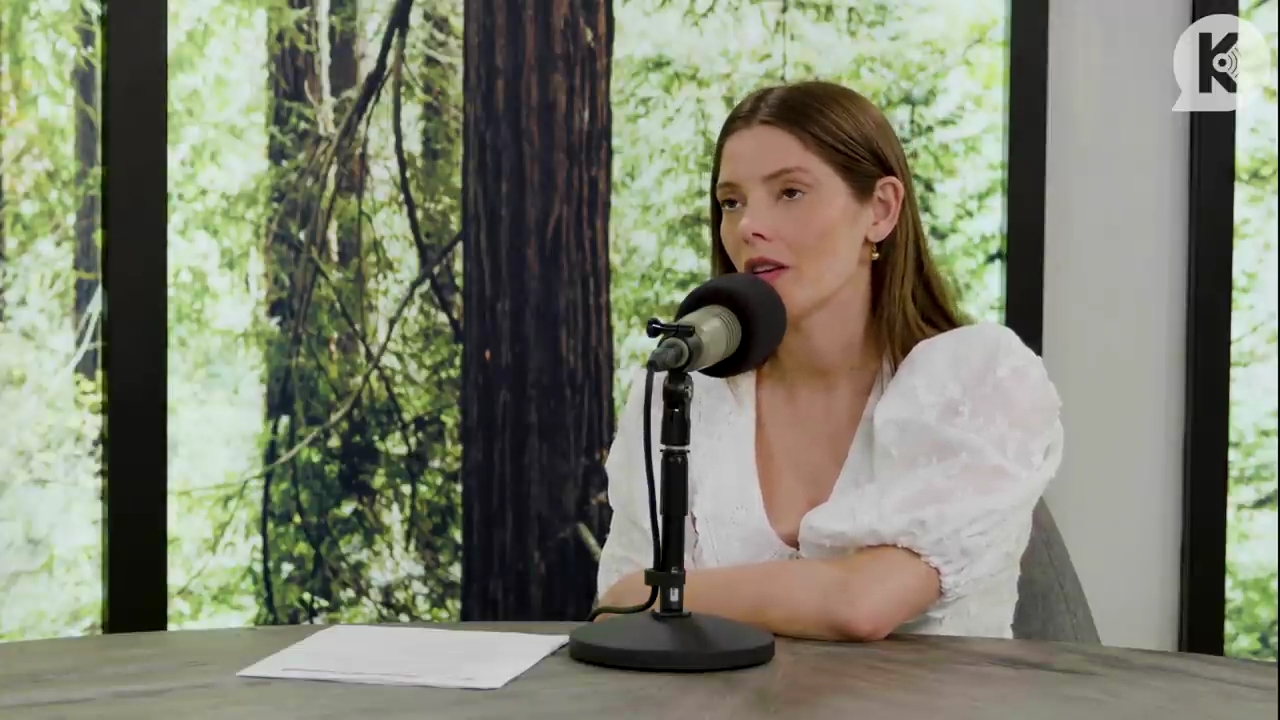 Ashley-Greene-dot-nl_TheTwilightEffect-Aflevering12MichaelWelch3055.jpg