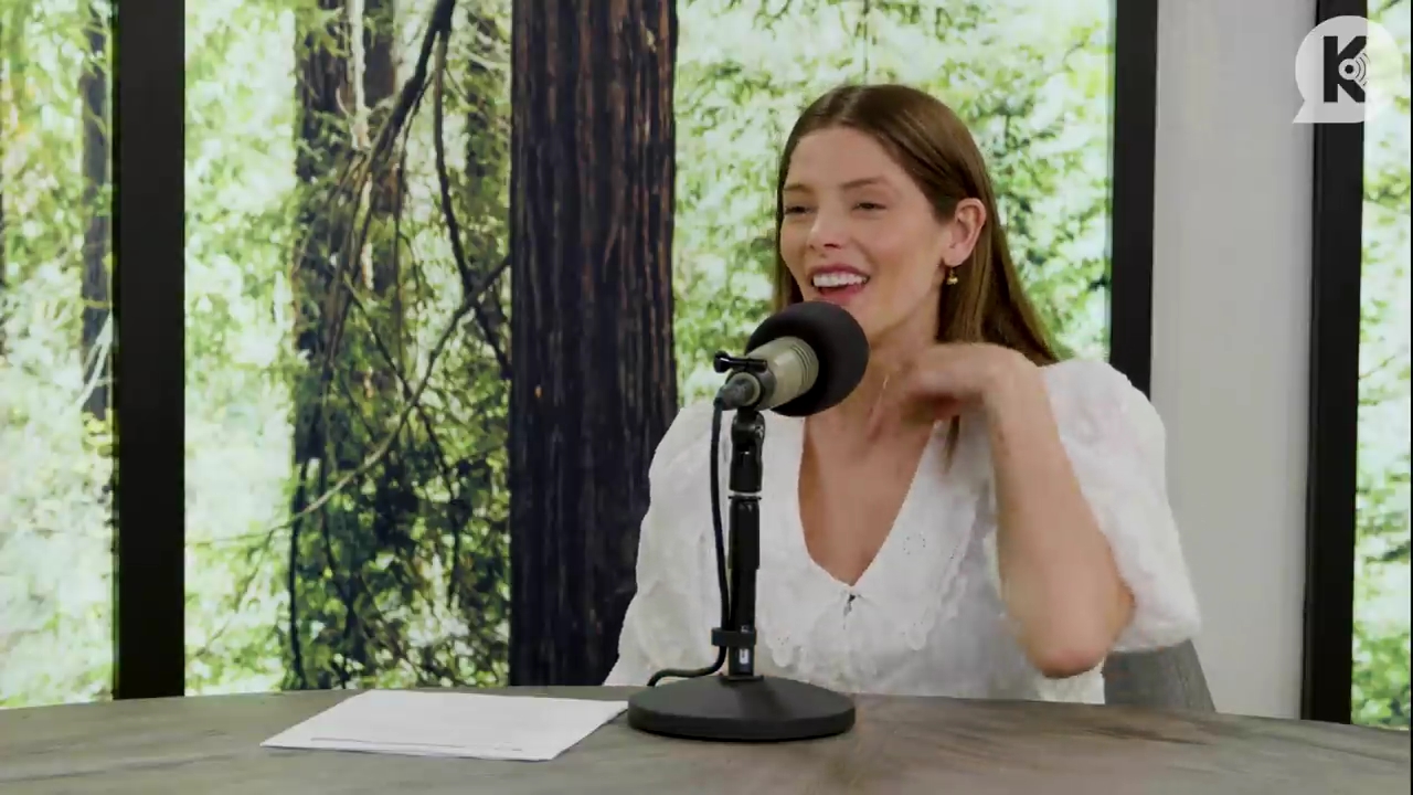 Ashley-Greene-dot-nl_TheTwilightEffect-Aflevering12MichaelWelch3128.jpg