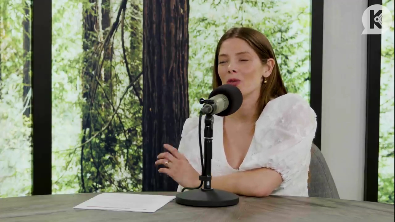 Ashley-Greene-dot-nl_TheTwilightEffect-Aflevering12MichaelWelch3262.jpg Ashley-Greene-dot-nl_TheTwilightEffect-Aflevering12MichaelWelch3262.jpg