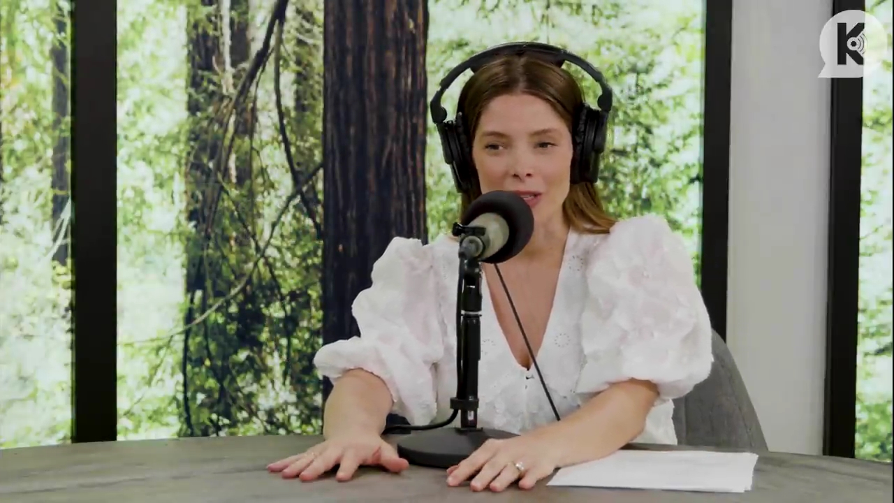 Ashley-Greene-dot-nl_TheTwilightEffect-Aflevering12MichaelWelch3505.jpg Ashley-Greene-dot-nl_TheTwilightEffect-Aflevering12MichaelWelch3505.jpg