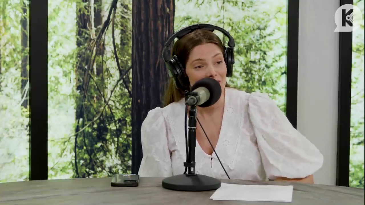 Ashley-Greene-dot-nl_TheTwilightEffect-Aflevering12MichaelWelch3977.jpg Ashley-Greene-dot-nl_TheTwilightEffect-Aflevering12MichaelWelch3977.jpg