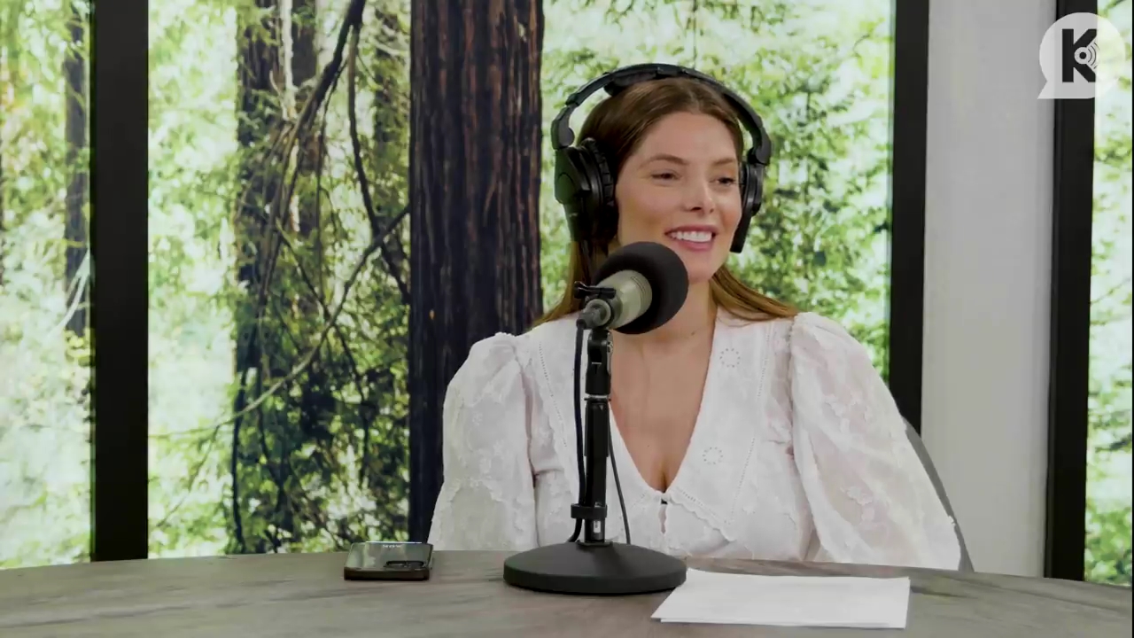 Ashley-Greene-dot-nl_TheTwilightEffect-Aflevering12MichaelWelch4129.jpg Ashley-Greene-dot-nl_TheTwilightEffect-Aflevering12MichaelWelch4129.jpg