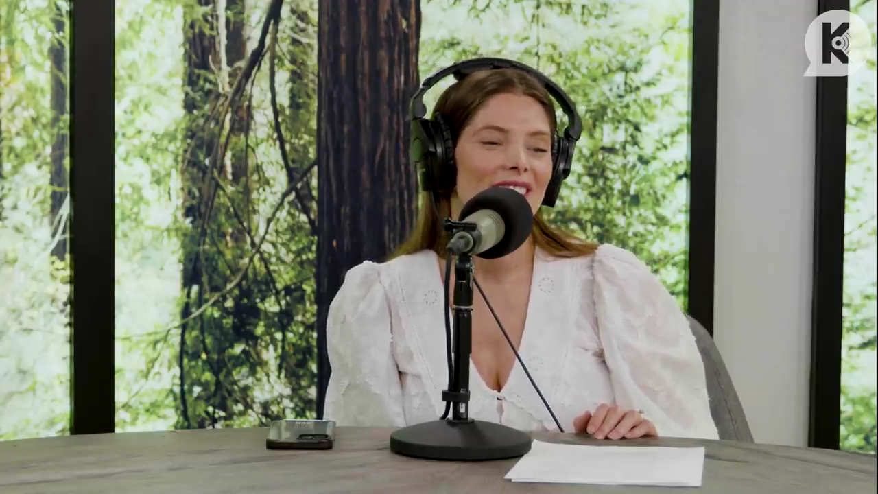 Ashley-Greene-dot-nl_TheTwilightEffect-Aflevering12MichaelWelch4139.jpg Ashley-Greene-dot-nl_TheTwilightEffect-Aflevering12MichaelWelch4139.jpg