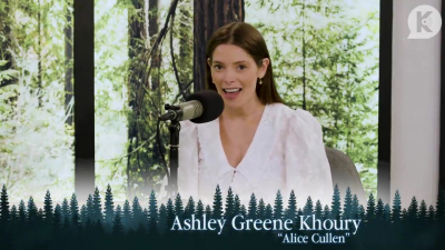 Ashley-Greene-dot-nl_TheTwilightEffect-Aflevering12MichaelWelch0016.jpg