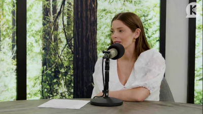 Ashley-Greene-dot-nl_TheTwilightEffect-Aflevering12MichaelWelch3230.jpg