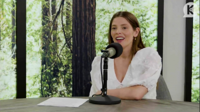 Ashley-Greene-dot-nl_TheTwilightEffect-Aflevering12MichaelWelch3232.jpg