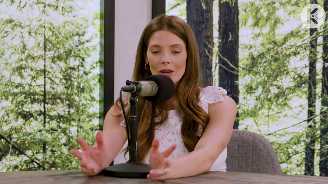 Ashley-Greene-dot-nl_TheTwilightEffect-Aflevering13EclipseRewatchPart1of3-0039.jpg Ashley-Greene-dot-nl_TheTwilightEffect-Aflevering13EclipseRewatchPart1of3-0039.jpg