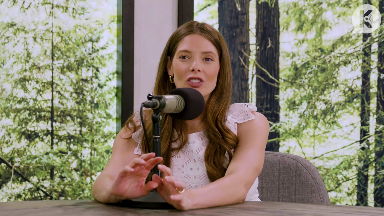 Ashley-Greene-dot-nl_TheTwilightEffect-Aflevering13EclipseRewatchPart1of3-0089.jpg