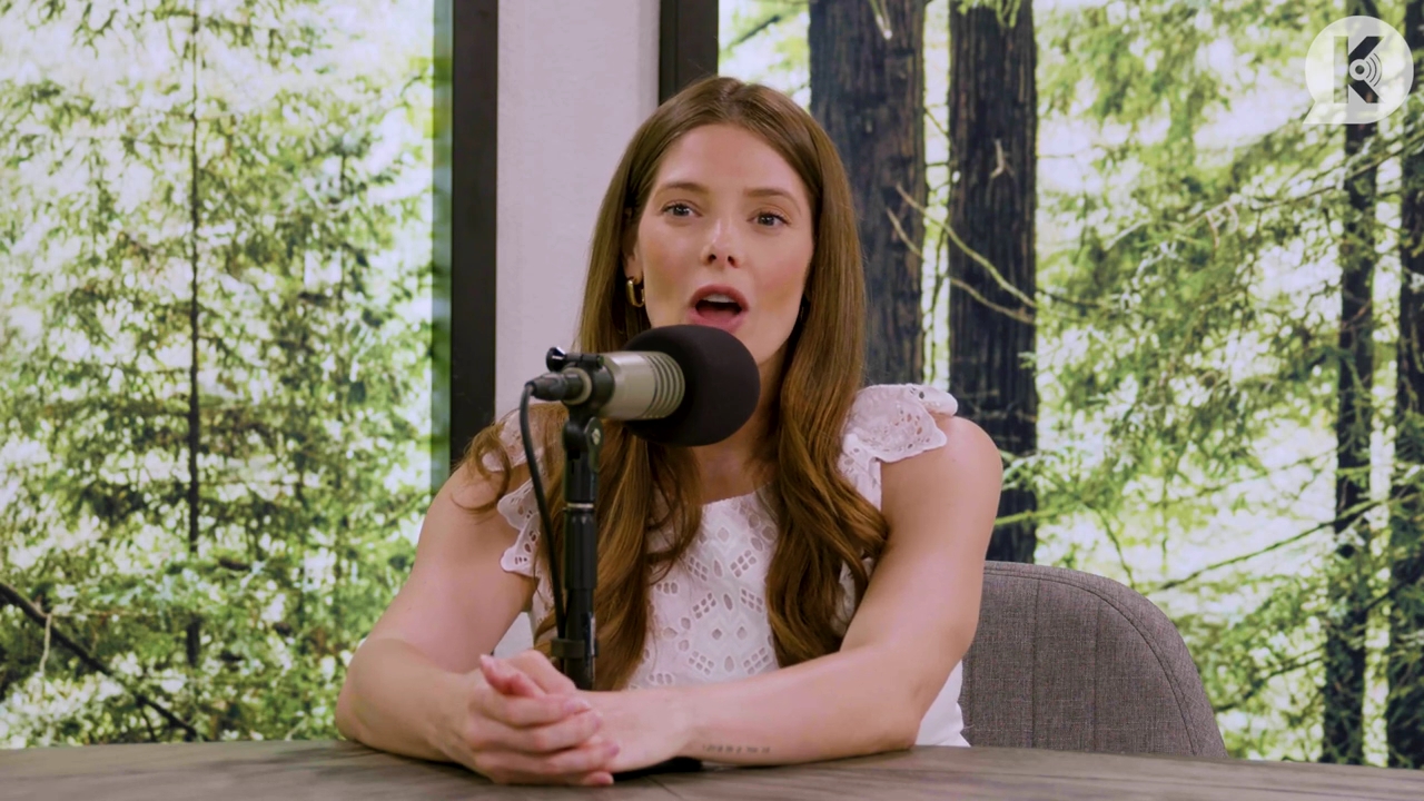 Ashley-Greene-dot-nl_TheTwilightEffect-Aflevering13EclipseRewatchPart1of3-0097.jpg