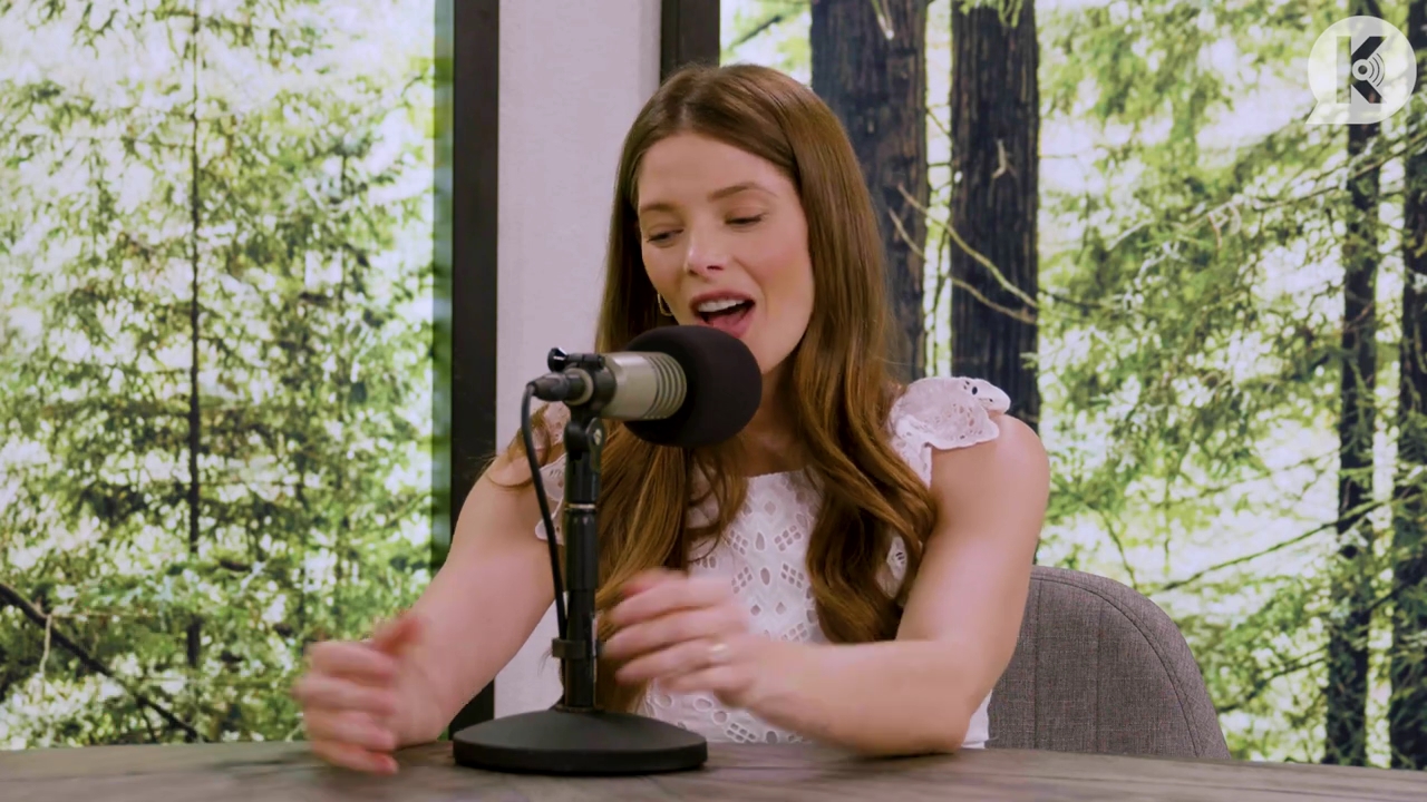 Ashley-Greene-dot-nl_TheTwilightEffect-Aflevering13EclipseRewatchPart1of3-0105.jpg Ashley-Greene-dot-nl_TheTwilightEffect-Aflevering13EclipseRewatchPart1of3-0105.jpg