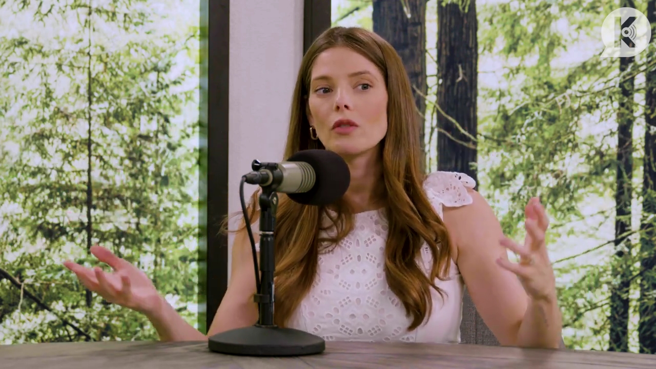 Ashley-Greene-dot-nl_TheTwilightEffect-Aflevering13EclipseRewatchPart1of3-0147.jpg Ashley-Greene-dot-nl_TheTwilightEffect-Aflevering13EclipseRewatchPart1of3-0147.jpg