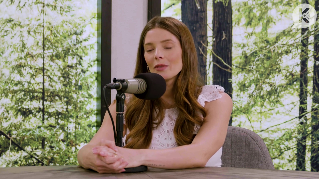 Ashley-Greene-dot-nl_TheTwilightEffect-Aflevering13EclipseRewatchPart1of3-0239.jpg Ashley-Greene-dot-nl_TheTwilightEffect-Aflevering13EclipseRewatchPart1of3-0239.jpg