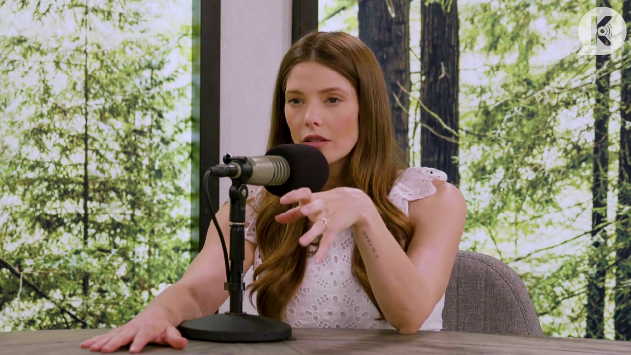 Ashley-Greene-dot-nl_TheTwilightEffect-Aflevering13EclipseRewatchPart1of3-0363.jpg