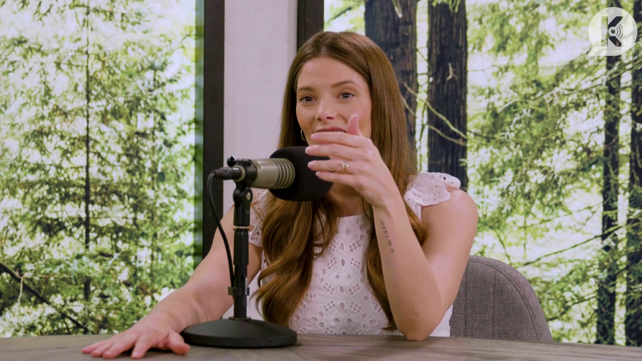 Ashley-Greene-dot-nl_TheTwilightEffect-Aflevering13EclipseRewatchPart1of3-0372.jpg Ashley-Greene-dot-nl_TheTwilightEffect-Aflevering13EclipseRewatchPart1of3-0372.jpg