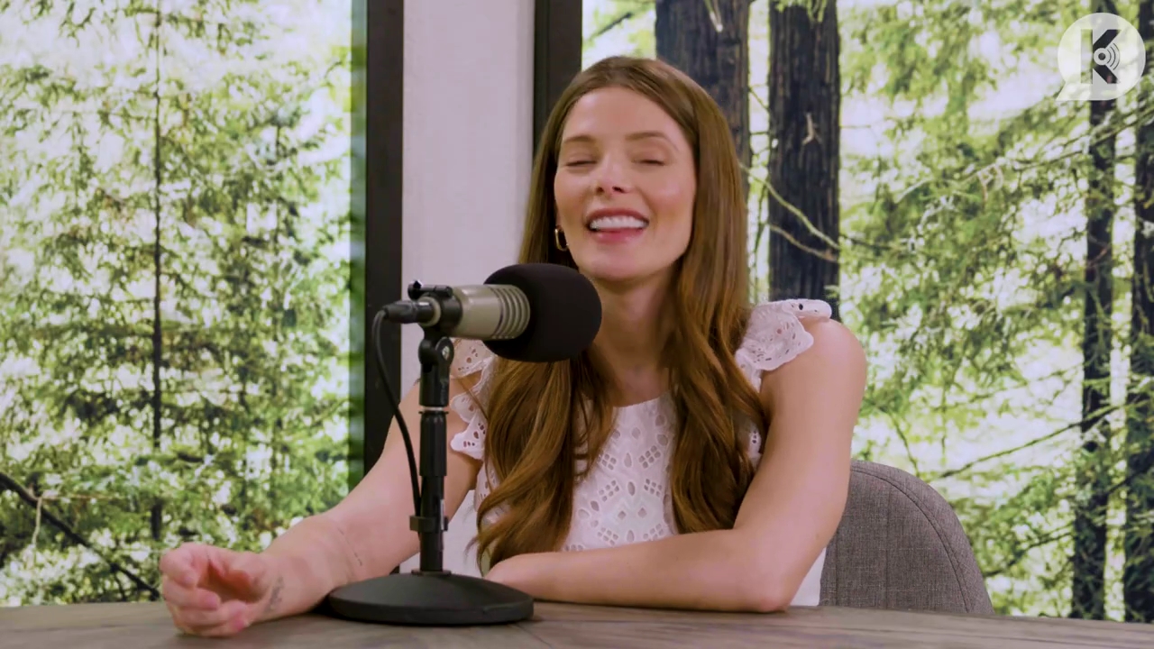Ashley-Greene-dot-nl_TheTwilightEffect-Aflevering13EclipseRewatchPart1of3-0577.jpg
