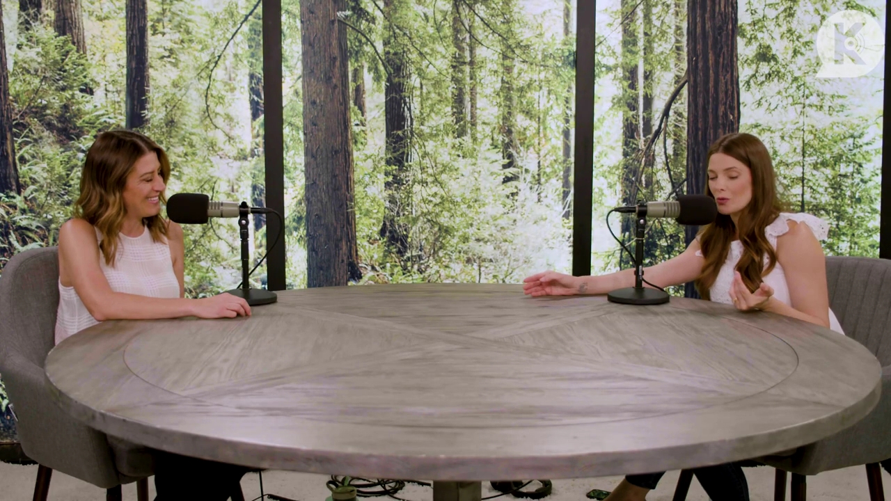 Ashley-Greene-dot-nl_TheTwilightEffect-Aflevering13EclipseRewatchPart1of3-0628.jpg Ashley-Greene-dot-nl_TheTwilightEffect-Aflevering13EclipseRewatchPart1of3-0628.jpg