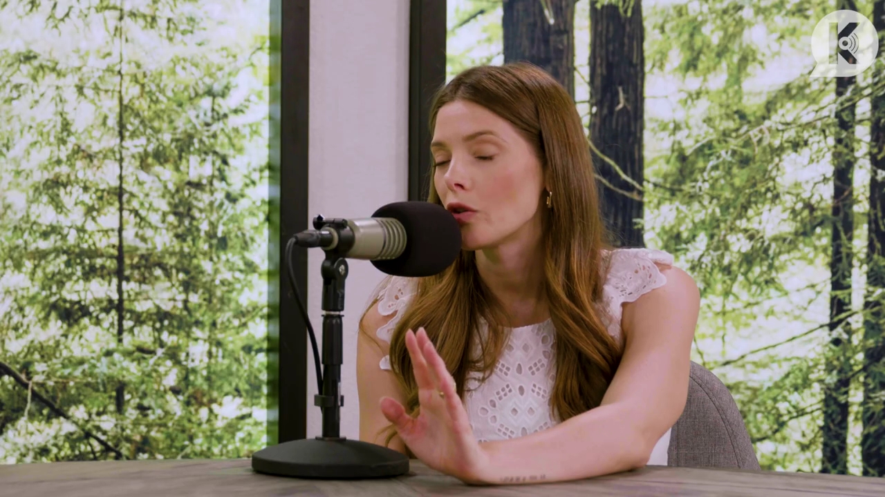 Ashley-Greene-dot-nl_TheTwilightEffect-Aflevering13EclipseRewatchPart1of3-0741.jpg Ashley-Greene-dot-nl_TheTwilightEffect-Aflevering13EclipseRewatchPart1of3-0741.jpg