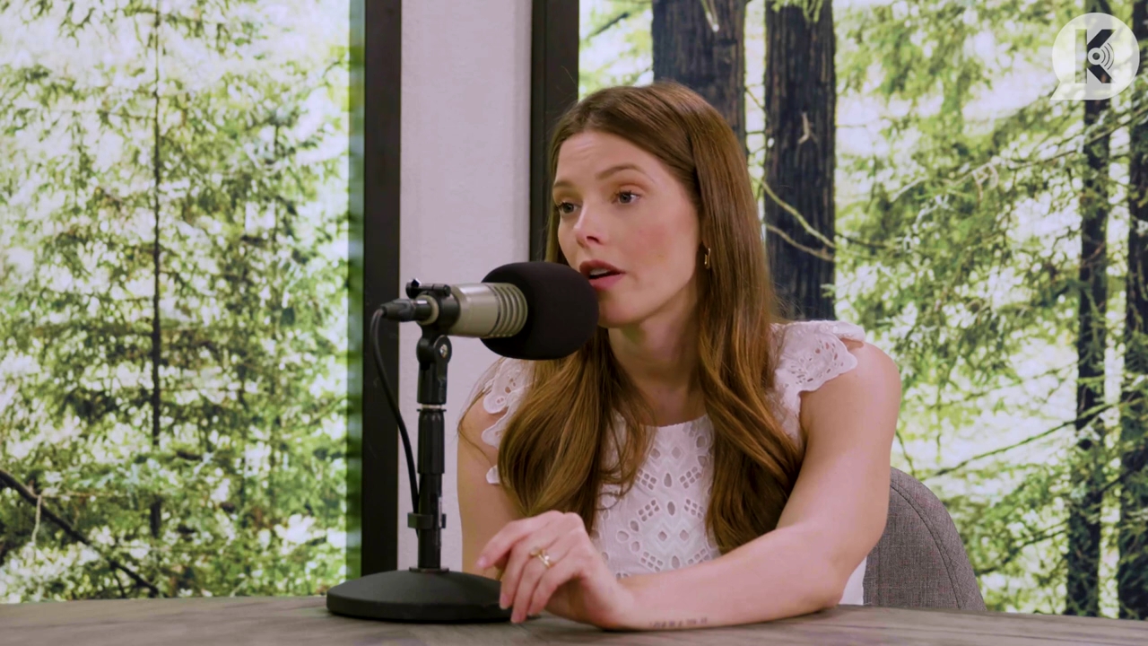 Ashley-Greene-dot-nl_TheTwilightEffect-Aflevering13EclipseRewatchPart1of3-0747.jpg Ashley-Greene-dot-nl_TheTwilightEffect-Aflevering13EclipseRewatchPart1of3-0747.jpg