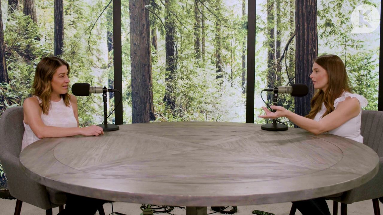 Ashley-Greene-dot-nl_TheTwilightEffect-Aflevering13EclipseRewatchPart1of3-0800.jpg Ashley-Greene-dot-nl_TheTwilightEffect-Aflevering13EclipseRewatchPart1of3-0800.jpg