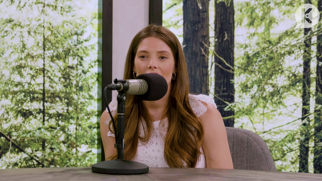 Ashley-Greene-dot-nl_TheTwilightEffect-Aflevering13EclipseRewatchPart1of3-1033.jpg Ashley-Greene-dot-nl_TheTwilightEffect-Aflevering13EclipseRewatchPart1of3-1033.jpg