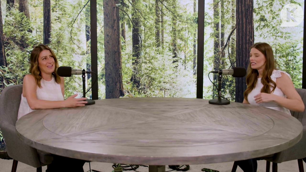 Ashley-Greene-dot-nl_TheTwilightEffect-Aflevering13EclipseRewatchPart1of3-1080.jpg Ashley-Greene-dot-nl_TheTwilightEffect-Aflevering13EclipseRewatchPart1of3-1080.jpg