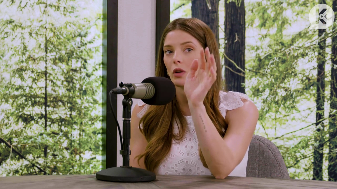 Ashley-Greene-dot-nl_TheTwilightEffect-Aflevering13EclipseRewatchPart1of3-1127.jpg Ashley-Greene-dot-nl_TheTwilightEffect-Aflevering13EclipseRewatchPart1of3-1127.jpg