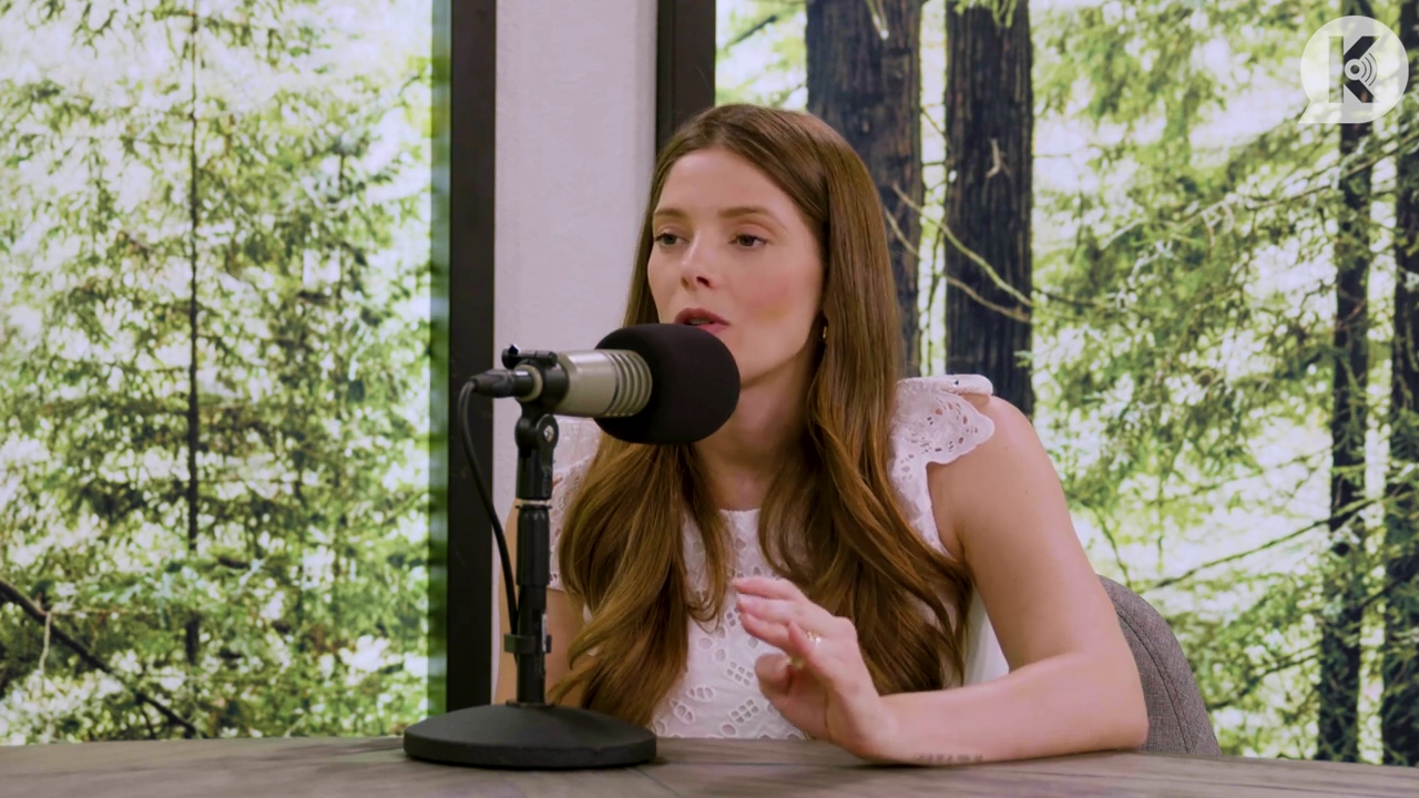 Ashley-Greene-dot-nl_TheTwilightEffect-Aflevering13EclipseRewatchPart1of3-1192.jpg