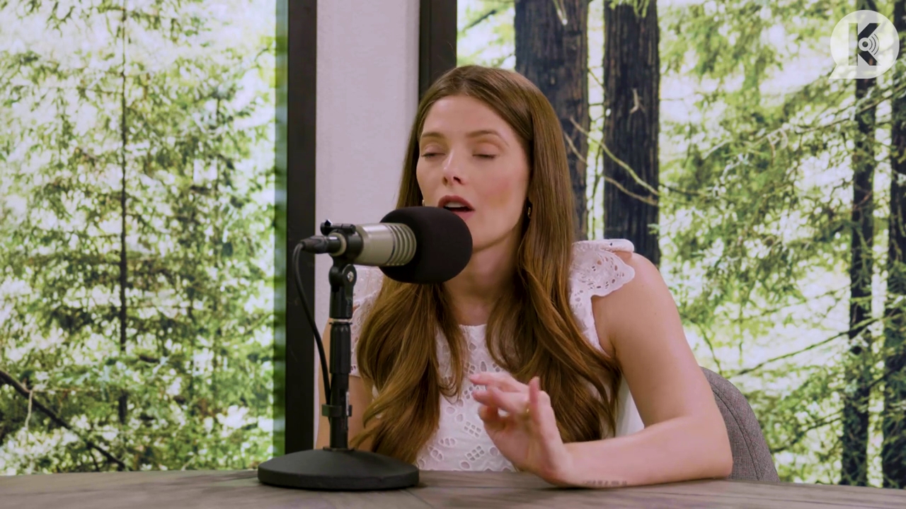 Ashley-Greene-dot-nl_TheTwilightEffect-Aflevering13EclipseRewatchPart1of3-1193.jpg
