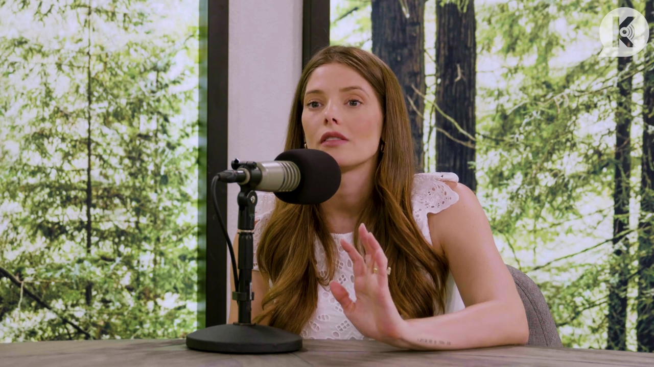 Ashley-Greene-dot-nl_TheTwilightEffect-Aflevering13EclipseRewatchPart1of3-1194.jpg
