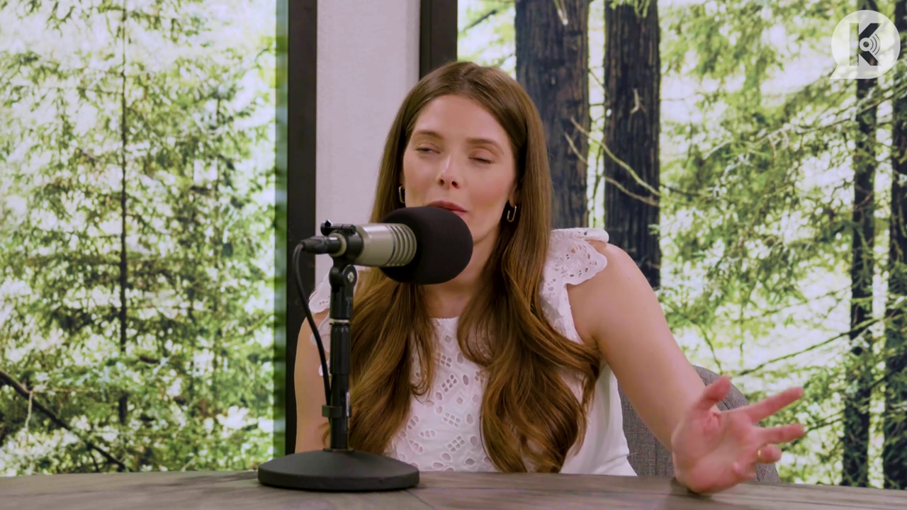 Ashley-Greene-dot-nl_TheTwilightEffect-Aflevering13EclipseRewatchPart1of3-1243.jpg Ashley-Greene-dot-nl_TheTwilightEffect-Aflevering13EclipseRewatchPart1of3-1243.jpg