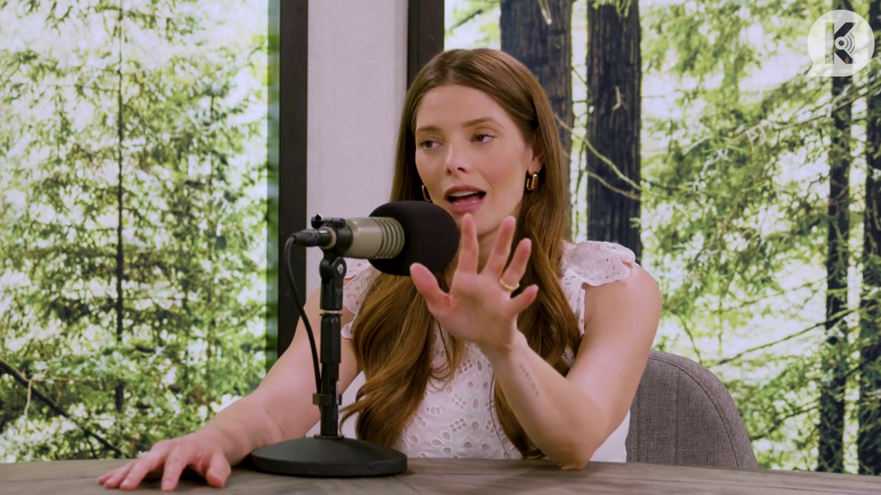 Ashley-Greene-dot-nl_TheTwilightEffect-Aflevering13EclipseRewatchPart1of3-1333.jpg Ashley-Greene-dot-nl_TheTwilightEffect-Aflevering13EclipseRewatchPart1of3-1333.jpg