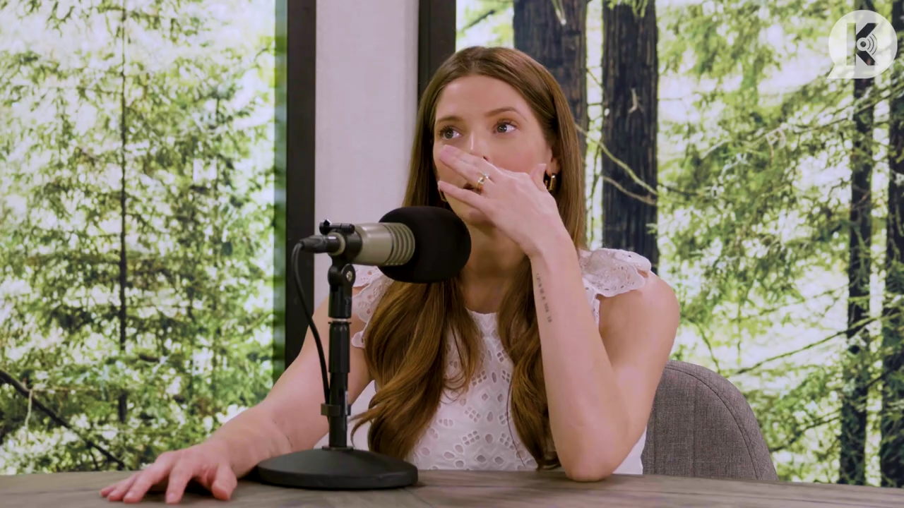 Ashley-Greene-dot-nl_TheTwilightEffect-Aflevering13EclipseRewatchPart1of3-1339.jpg Ashley-Greene-dot-nl_TheTwilightEffect-Aflevering13EclipseRewatchPart1of3-1339.jpg