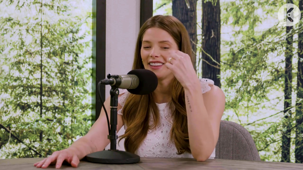 Ashley-Greene-dot-nl_TheTwilightEffect-Aflevering13EclipseRewatchPart1of3-1344.jpg Ashley-Greene-dot-nl_TheTwilightEffect-Aflevering13EclipseRewatchPart1of3-1344.jpg