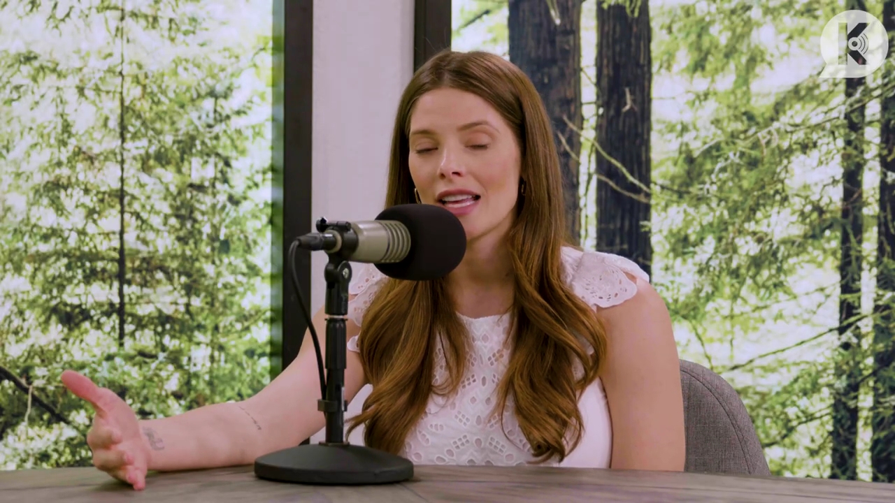 Ashley-Greene-dot-nl_TheTwilightEffect-Aflevering13EclipseRewatchPart1of3-1378.jpg