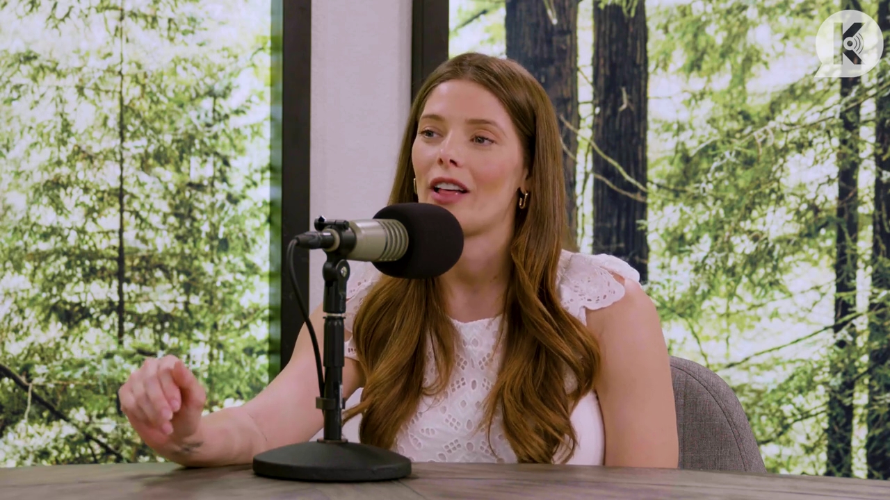 Ashley-Greene-dot-nl_TheTwilightEffect-Aflevering13EclipseRewatchPart1of3-1381.jpg Ashley-Greene-dot-nl_TheTwilightEffect-Aflevering13EclipseRewatchPart1of3-1381.jpg