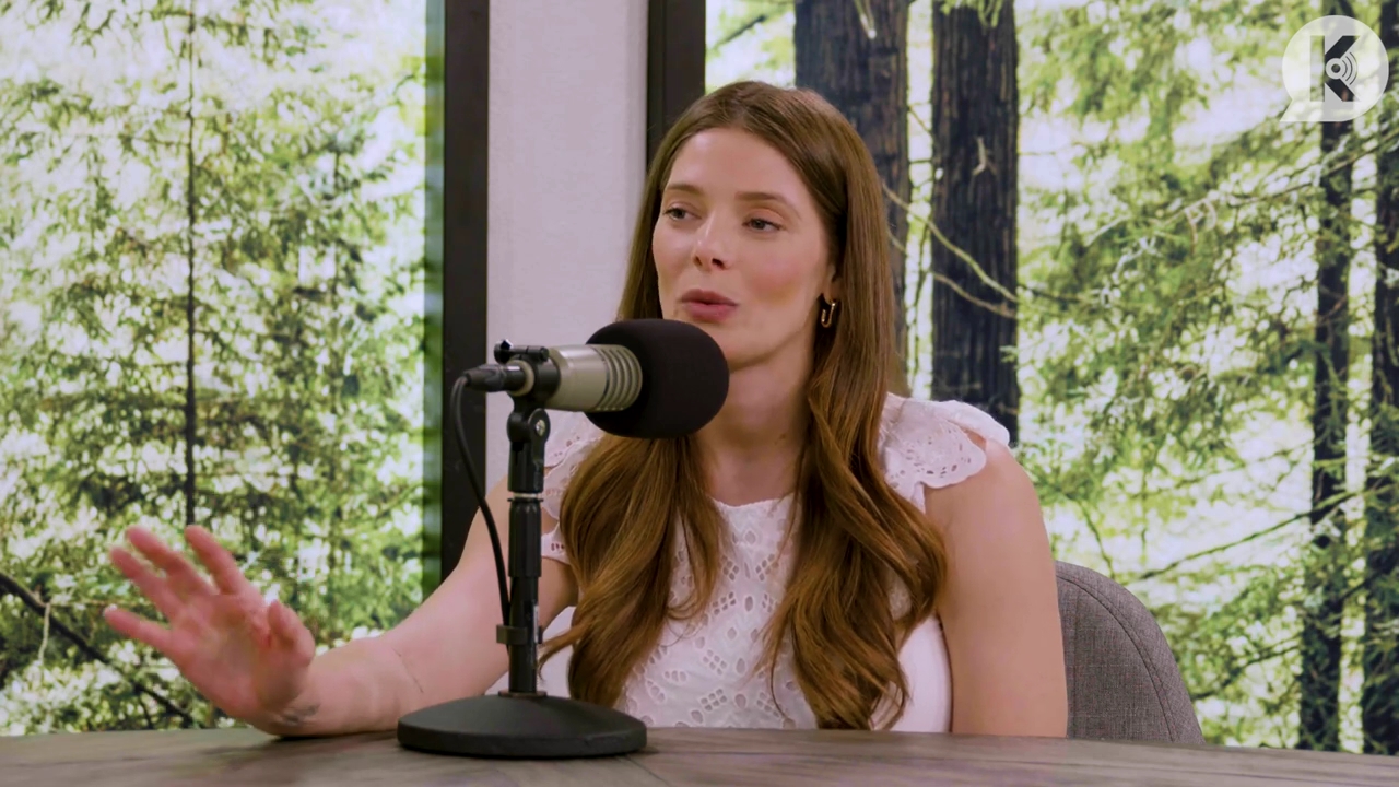 Ashley-Greene-dot-nl_TheTwilightEffect-Aflevering13EclipseRewatchPart1of3-1382.jpg Ashley-Greene-dot-nl_TheTwilightEffect-Aflevering13EclipseRewatchPart1of3-1382.jpg