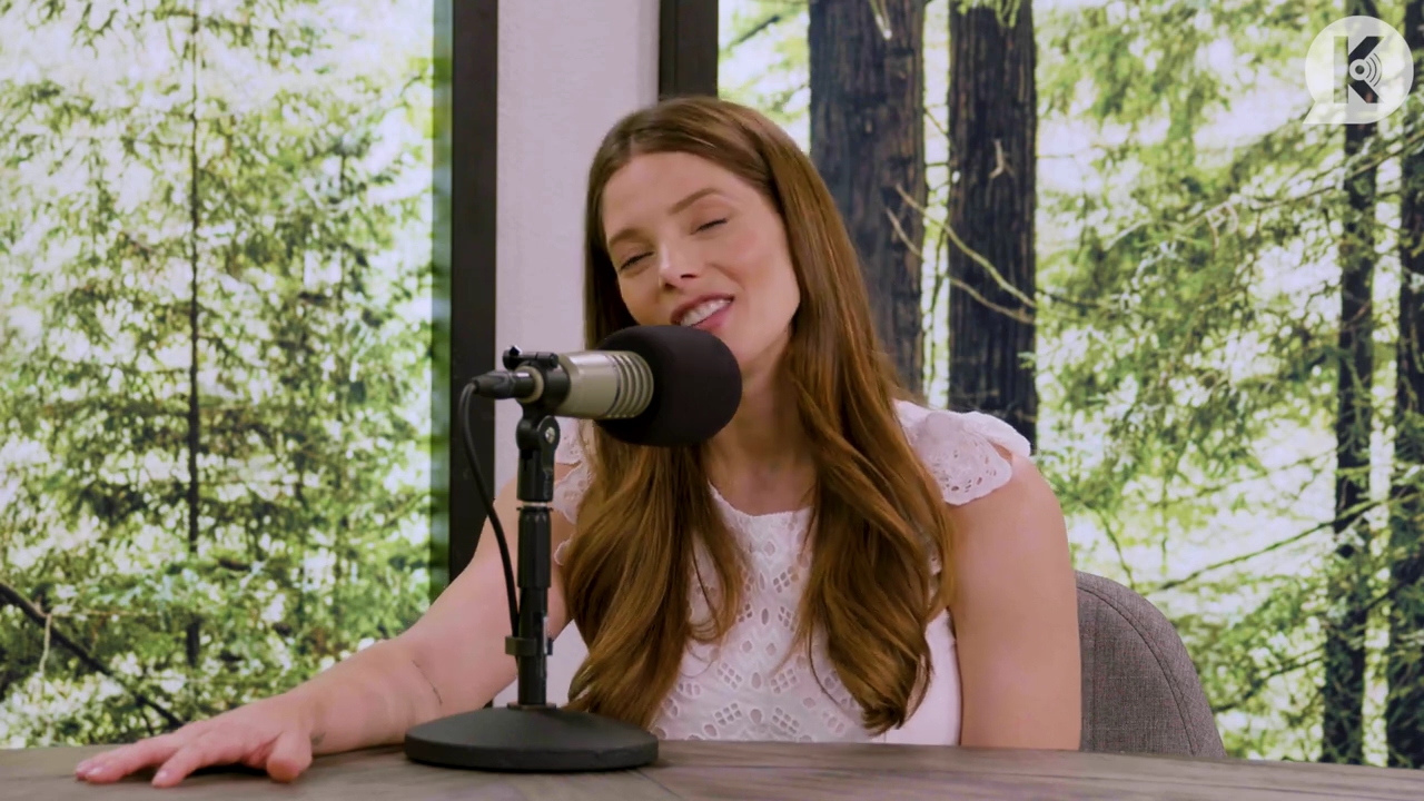 Ashley-Greene-dot-nl_TheTwilightEffect-Aflevering13EclipseRewatchPart1of3-1395.jpg Ashley-Greene-dot-nl_TheTwilightEffect-Aflevering13EclipseRewatchPart1of3-1395.jpg