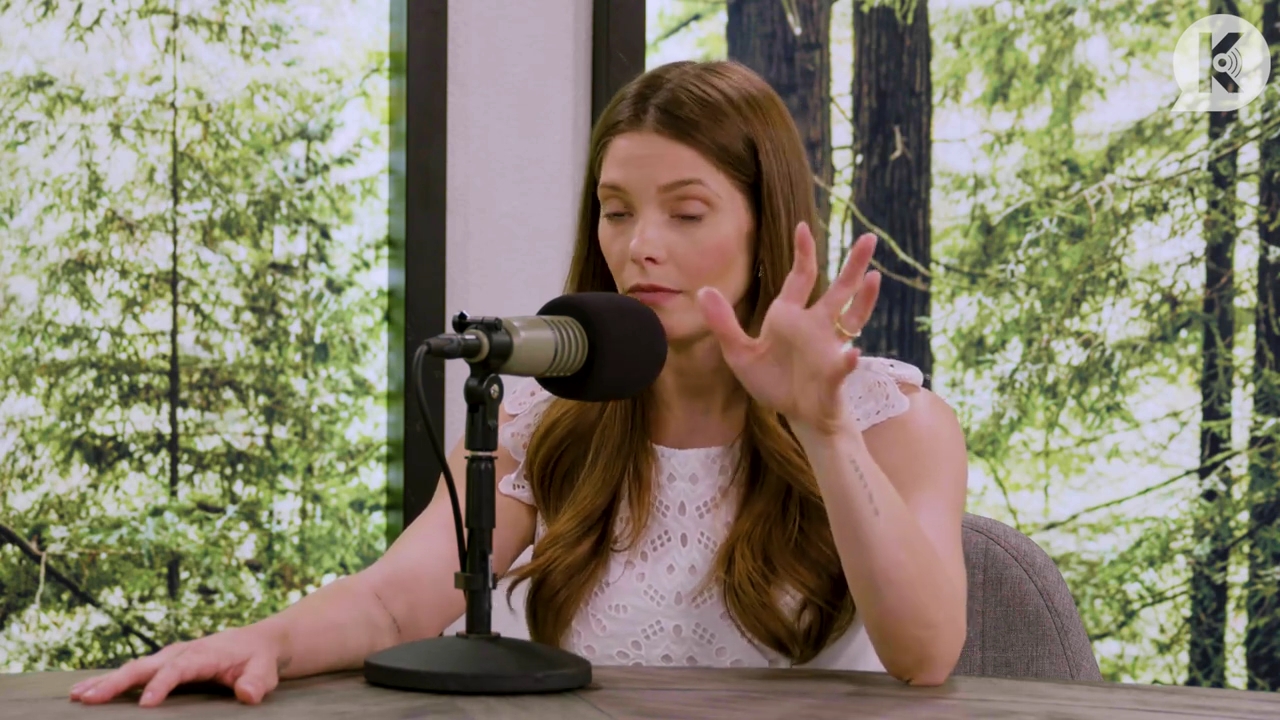 Ashley-Greene-dot-nl_TheTwilightEffect-Aflevering13EclipseRewatchPart1of3-1422.jpg Ashley-Greene-dot-nl_TheTwilightEffect-Aflevering13EclipseRewatchPart1of3-1422.jpg