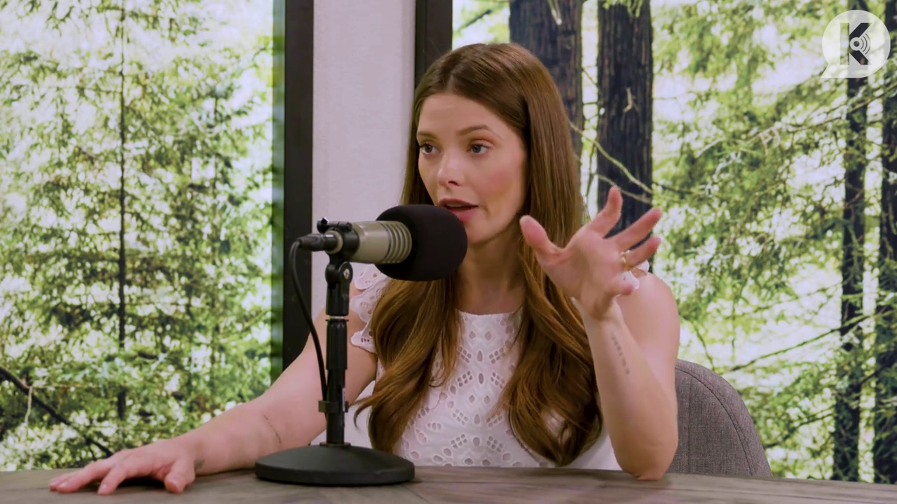 Ashley-Greene-dot-nl_TheTwilightEffect-Aflevering13EclipseRewatchPart1of3-1423.jpg Ashley-Greene-dot-nl_TheTwilightEffect-Aflevering13EclipseRewatchPart1of3-1423.jpg