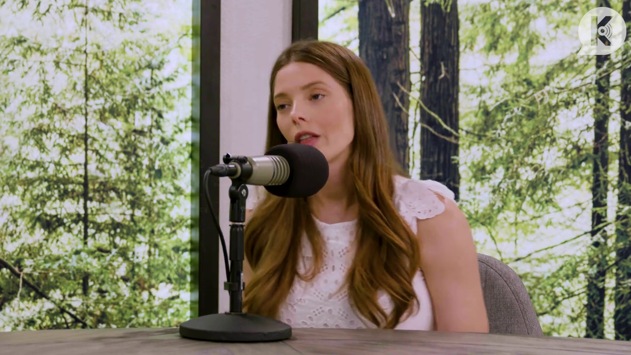 Ashley-Greene-dot-nl_TheTwilightEffect-Aflevering13EclipseRewatchPart1of3-1474.jpg Ashley-Greene-dot-nl_TheTwilightEffect-Aflevering13EclipseRewatchPart1of3-1474.jpg