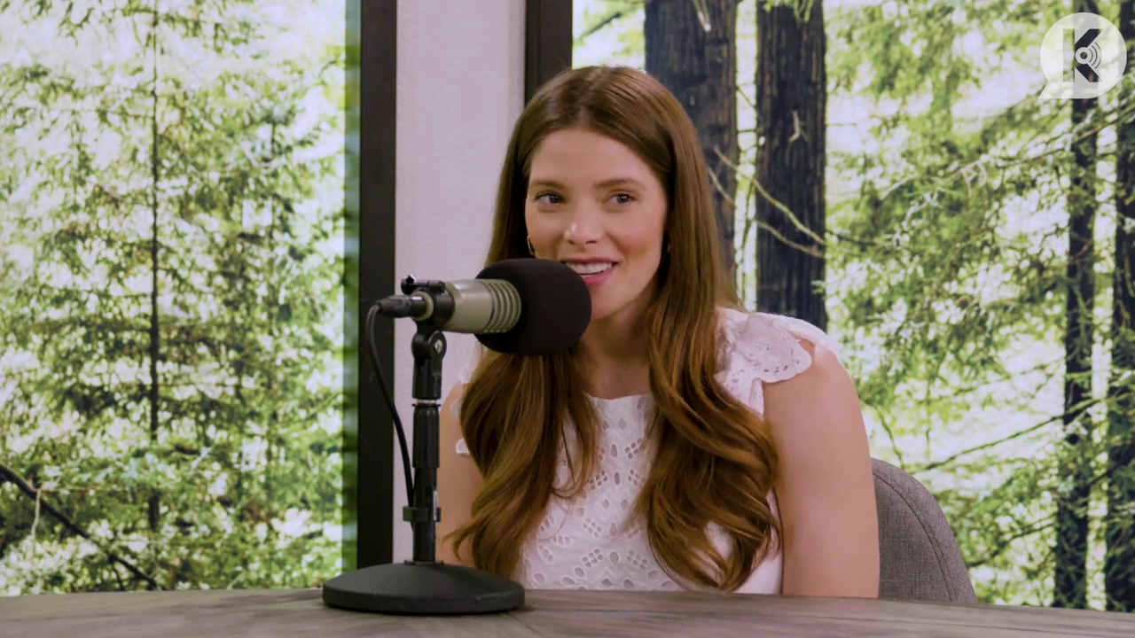 Ashley-Greene-dot-nl_TheTwilightEffect-Aflevering13EclipseRewatchPart1of3-1481.jpg Ashley-Greene-dot-nl_TheTwilightEffect-Aflevering13EclipseRewatchPart1of3-1481.jpg