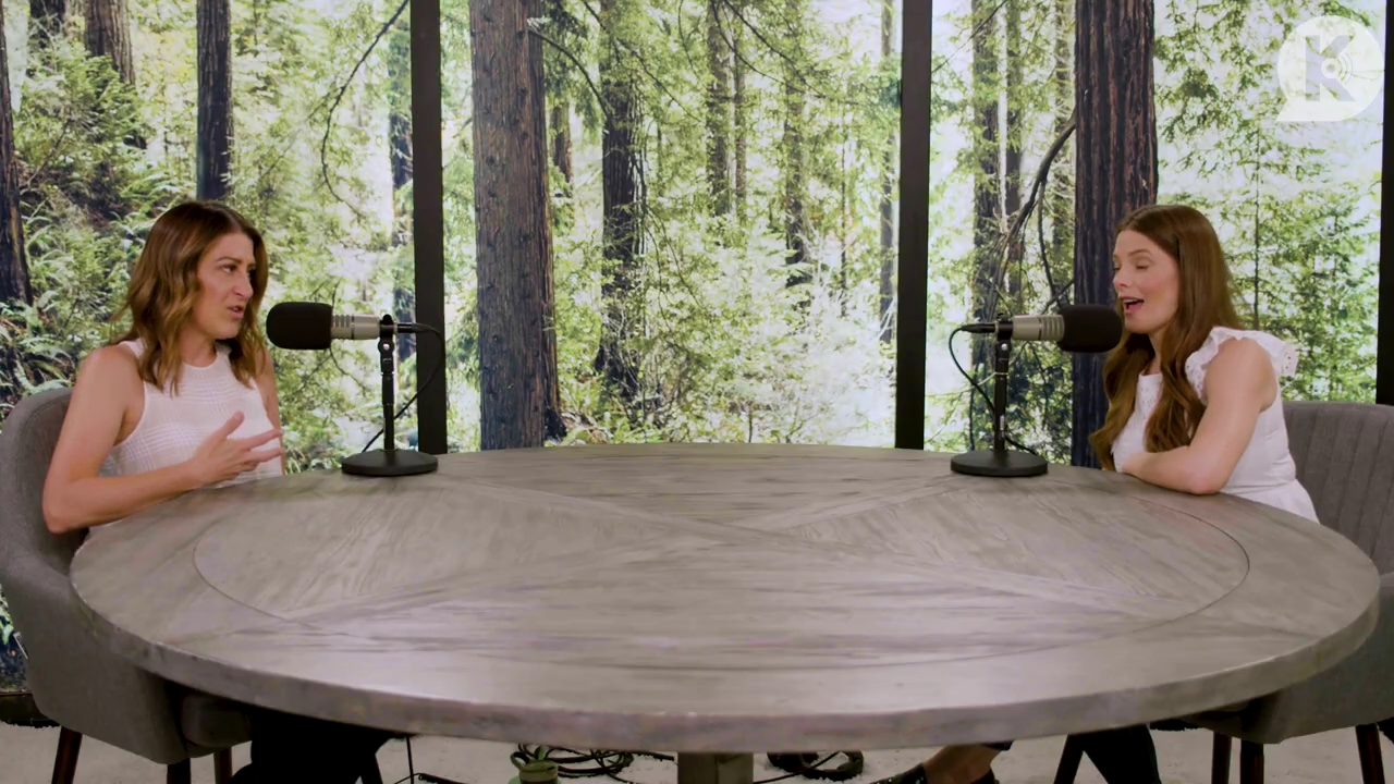 Ashley-Greene-dot-nl_TheTwilightEffect-Aflevering13EclipseRewatchPart1of3-1526.jpg Ashley-Greene-dot-nl_TheTwilightEffect-Aflevering13EclipseRewatchPart1of3-1526.jpg