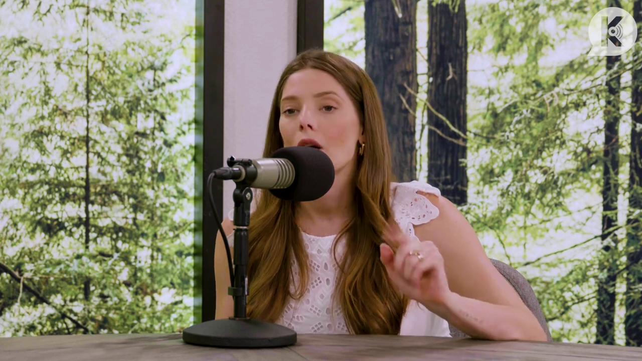 Ashley-Greene-dot-nl_TheTwilightEffect-Aflevering13EclipseRewatchPart1of3-1582.jpg Ashley-Greene-dot-nl_TheTwilightEffect-Aflevering13EclipseRewatchPart1of3-1582.jpg