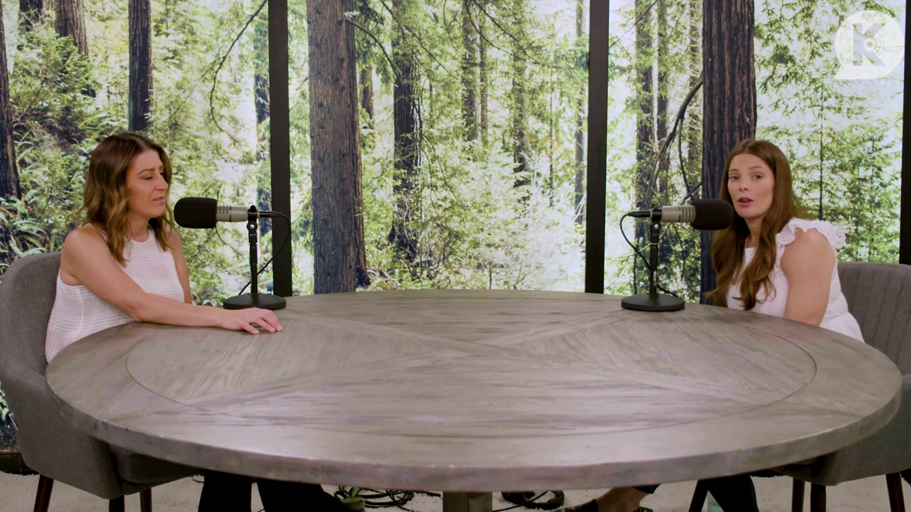 Ashley-Greene-dot-nl_TheTwilightEffect-Aflevering13EclipseRewatchPart1of3-1646.jpg Ashley-Greene-dot-nl_TheTwilightEffect-Aflevering13EclipseRewatchPart1of3-1646.jpg